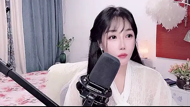 Laura_520 webcam