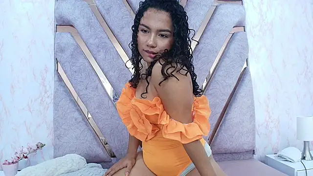 TamaraaHoney webcam