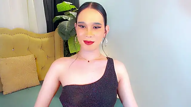 LexiLoreOnTop webcam