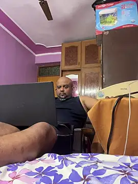 Dick_6inches_Delhi webcam
