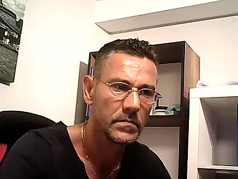 mastercharisma35 webcam
