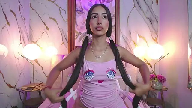 SweetyLaly webcam