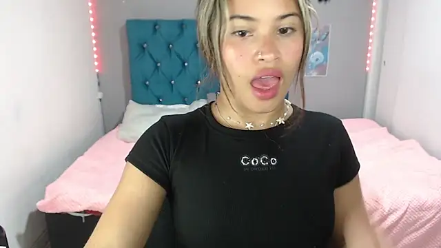 mia_sexgirl webcam