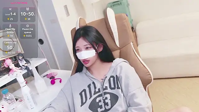 Milk_Sola's room