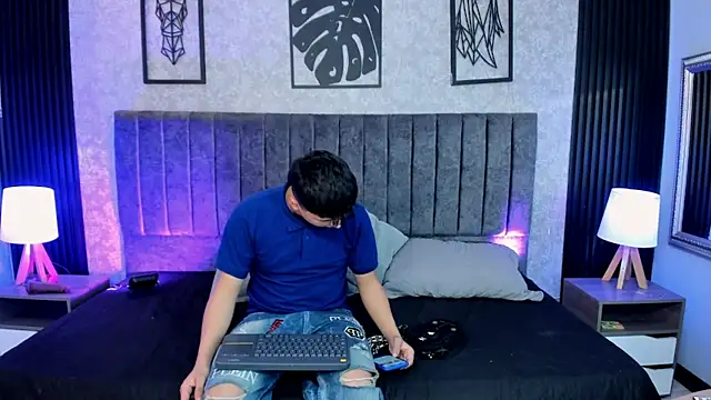 Ambar_Baker_7 webcam