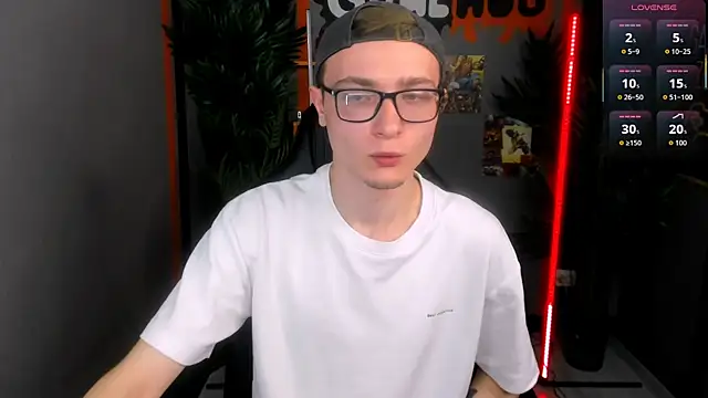 Emmit_Barker webcam