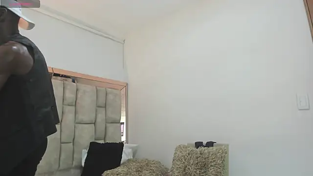 Titan_Moreno_ webcam