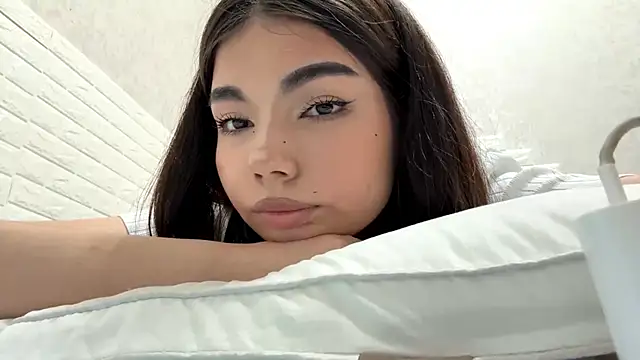 MarylnMonnier webcam