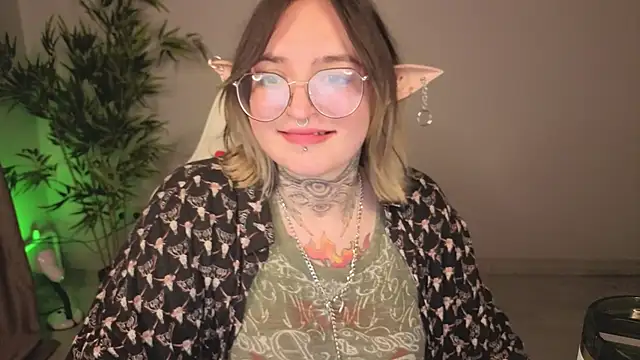Eva_Witcher webcam