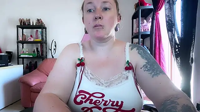 kisicaxx webcam