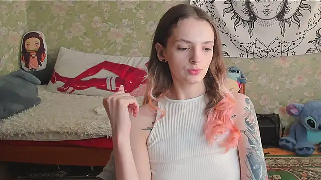 Cutie_Adelia webcam