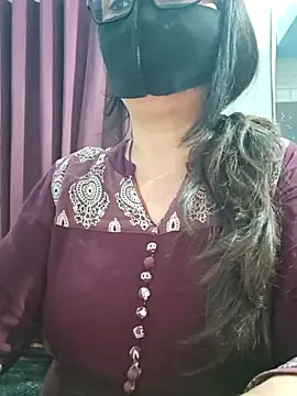Aishwaryaa_69 webcam