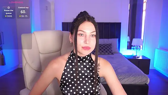 EliseVelour webcam