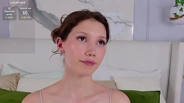 MaryNixon_ webcam