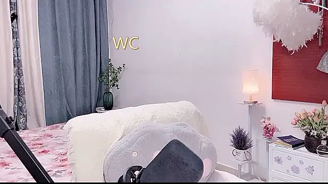 Laura_520 webcam