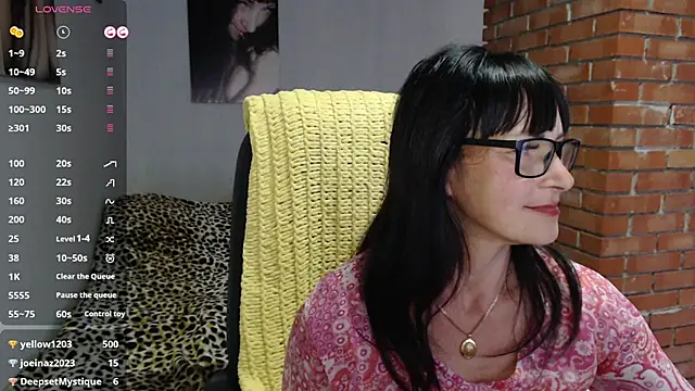 Eila_Morigan webcam