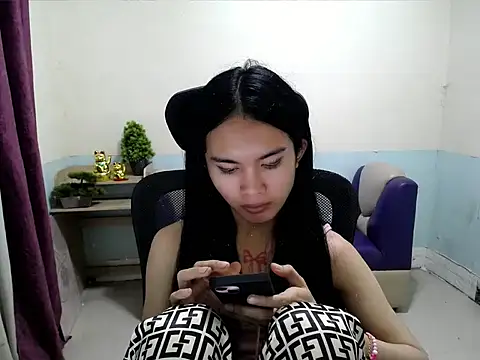 devine_goddess webcam