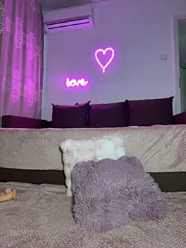 Sabrinedivinee webcam