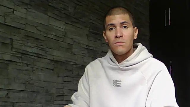 Sexylatin64 webcam