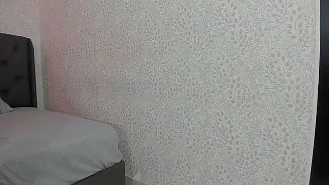 ROXXYBLOOM webcam