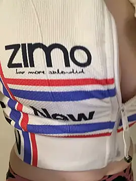 zhizhibaobei webcam