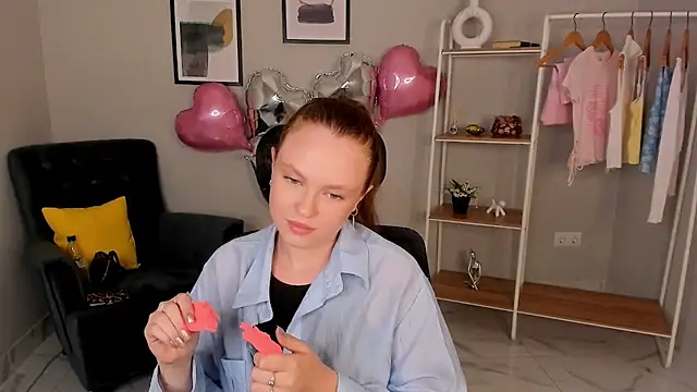 Kira_Lemos webcam