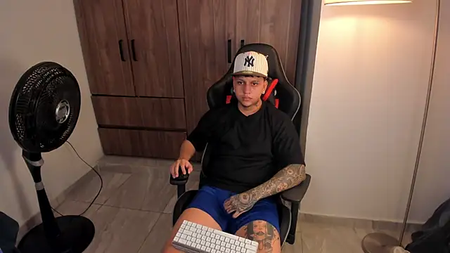 Jake_simons webcam