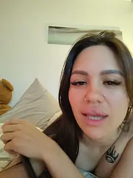 SiennaLuxexx live cam on StripChat