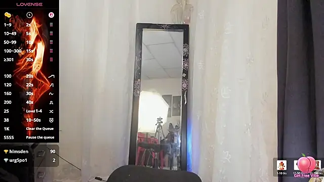 chloe_kisses webcam
