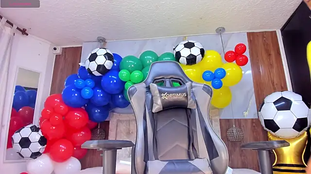 lia_16 webcam