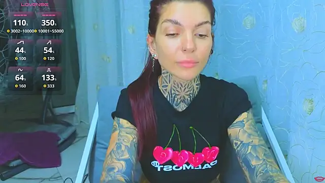 tattooedBabyy webcam