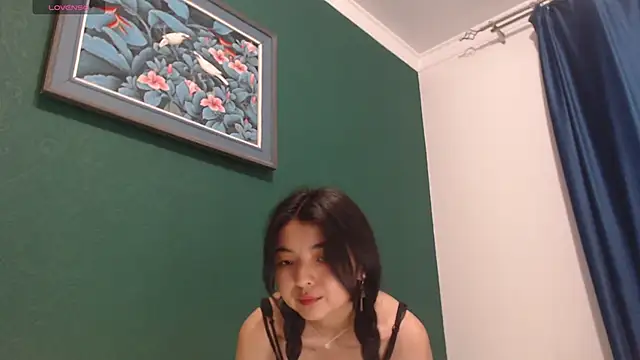 Shy_Kira webcam