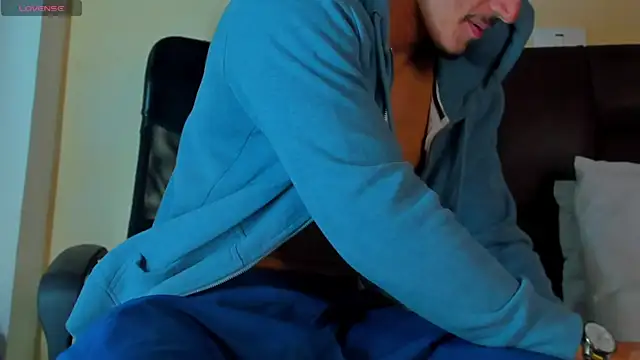 MikeRoss7777 webcam