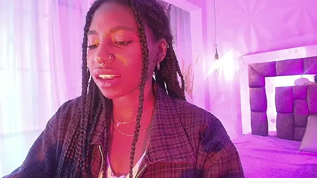 Queen_perla_ webcam