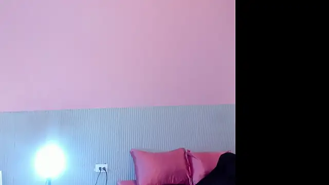 Laraebony_ webcam