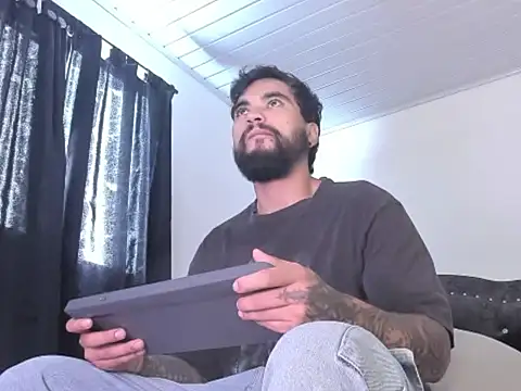 Chrys_harris77 webcam
