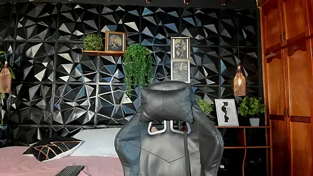 elliot_colton webcam