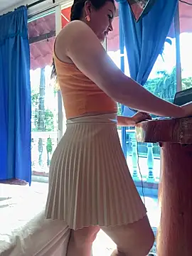 Viictoria-Jones webcam