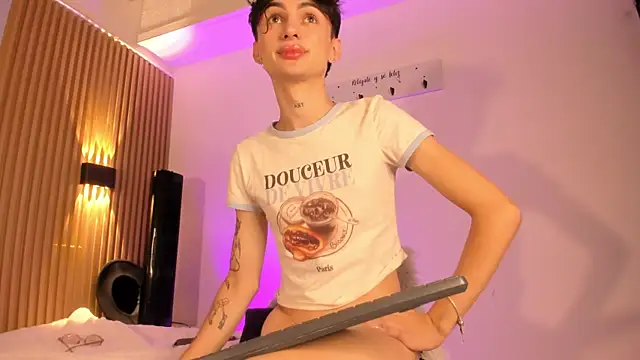 kitty__bunny webcam