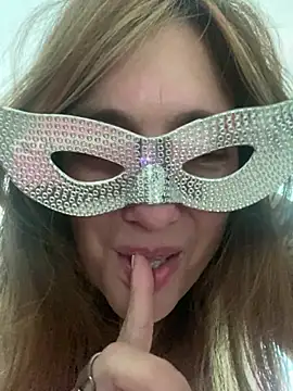 lulupiecitosamor webcam