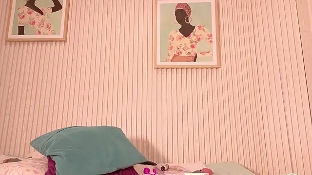 MiaJanss webcam