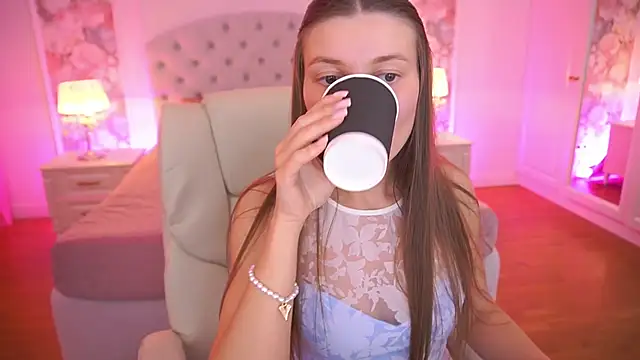 AshleyBaie webcam