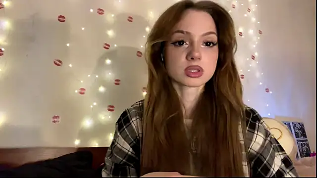 itskylieee live cam on StripChat