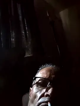 bobby69cock live cam on StripChat