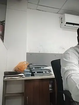 Desi_Lodo_Gujju_Boy live cam on StripChat