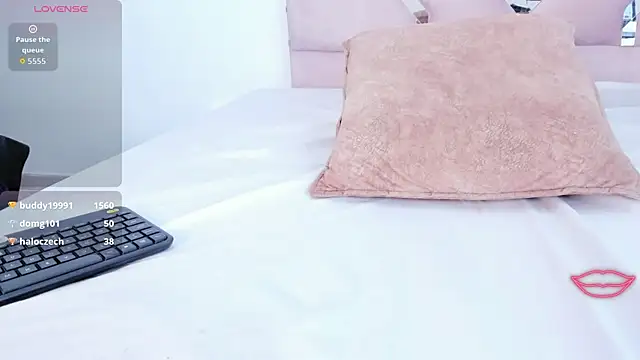 Thayler_jones webcam