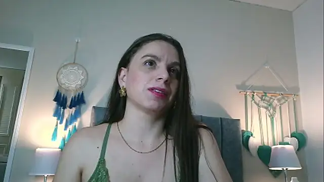 NatalyGuzman26 live cam on StripChat