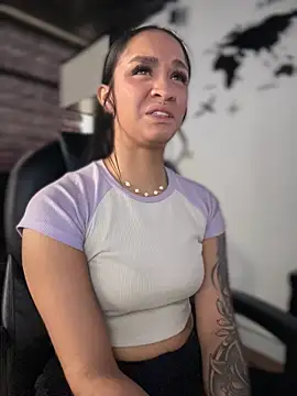 Isabella-Teen webcam