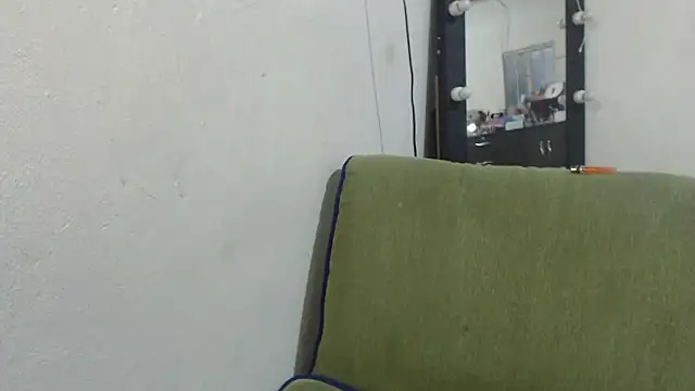 skinny_sweet2411 webcam