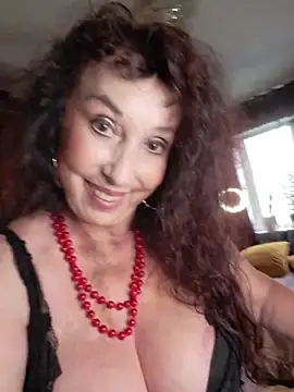 GypsyEsmeralda webcam